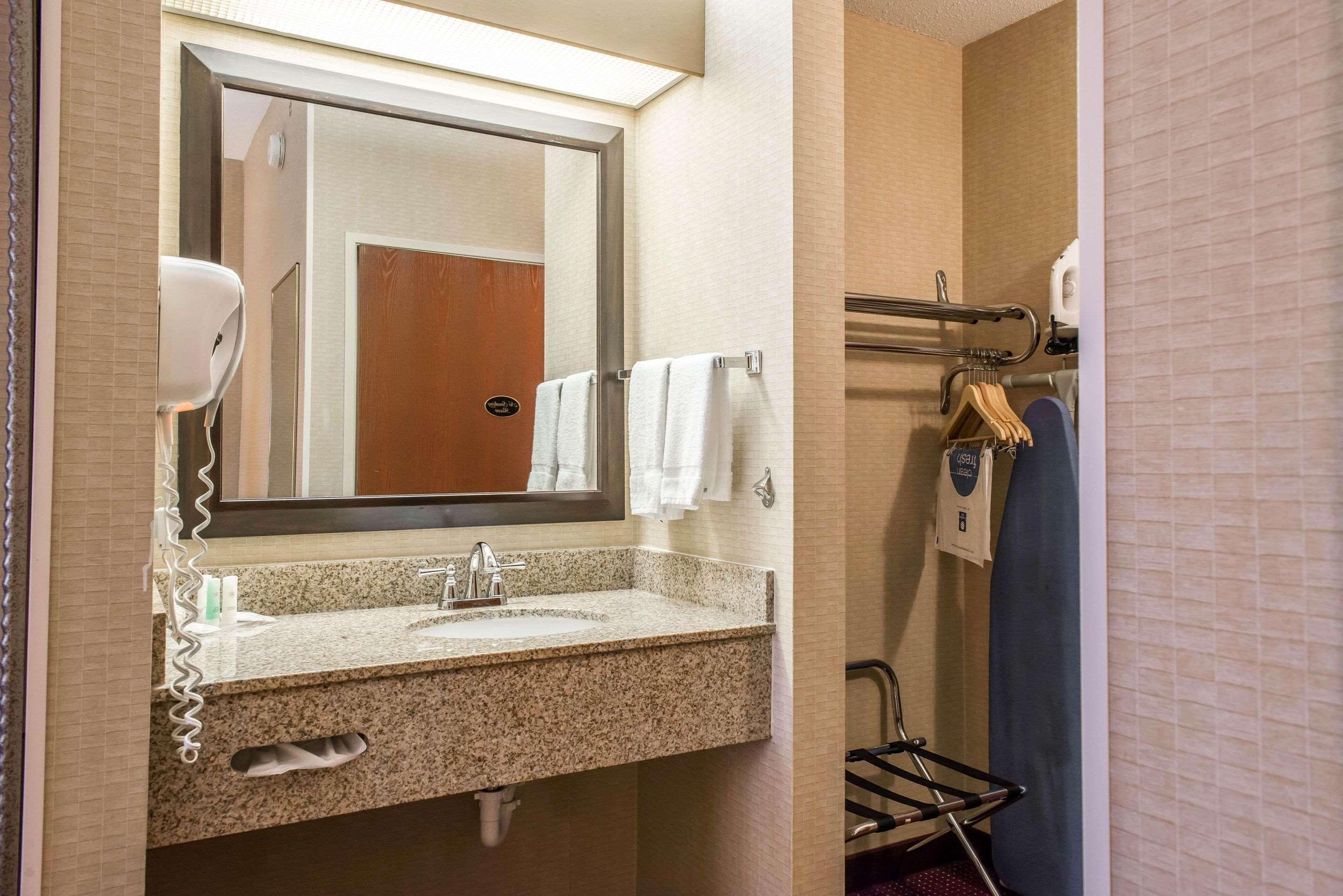 Comfort Inn Meadowlands Waszyngton Zewnętrze zdjęcie